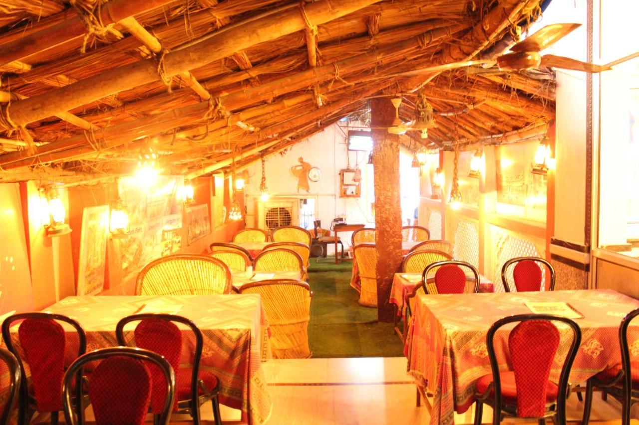 Chit Chat Guest House Jaipur Buitenkant foto