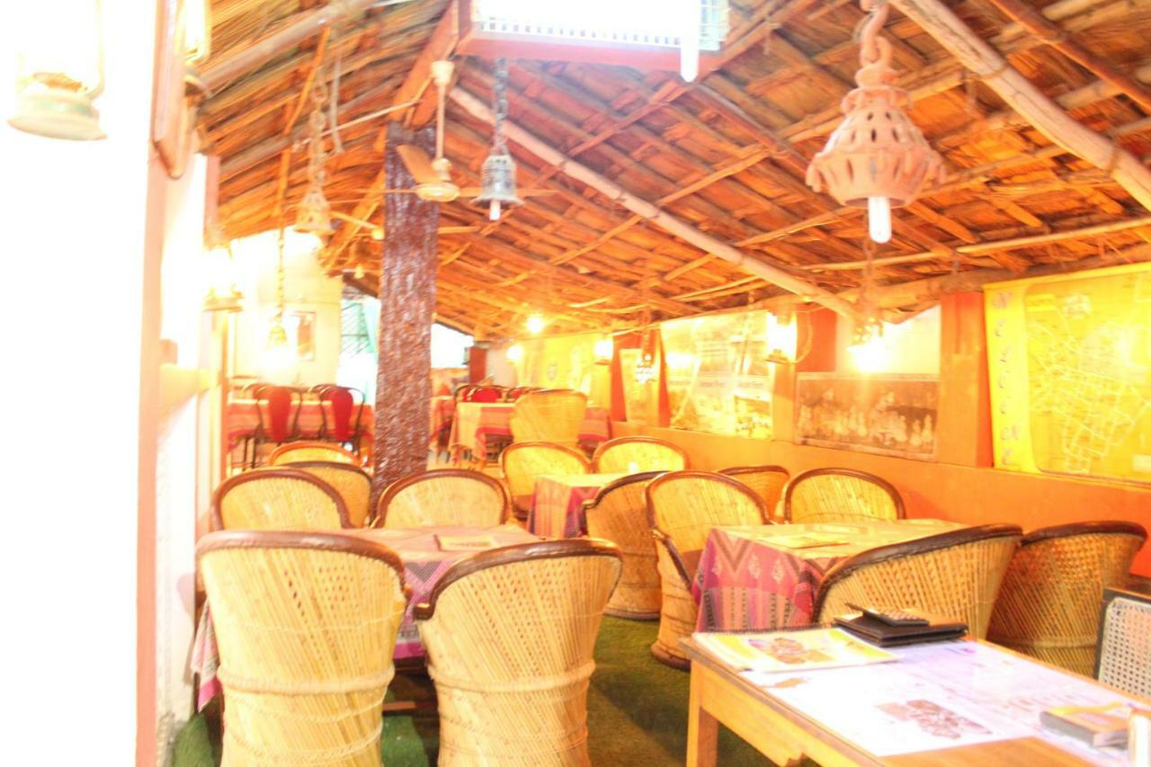 Chit Chat Guest House Jaipur Buitenkant foto